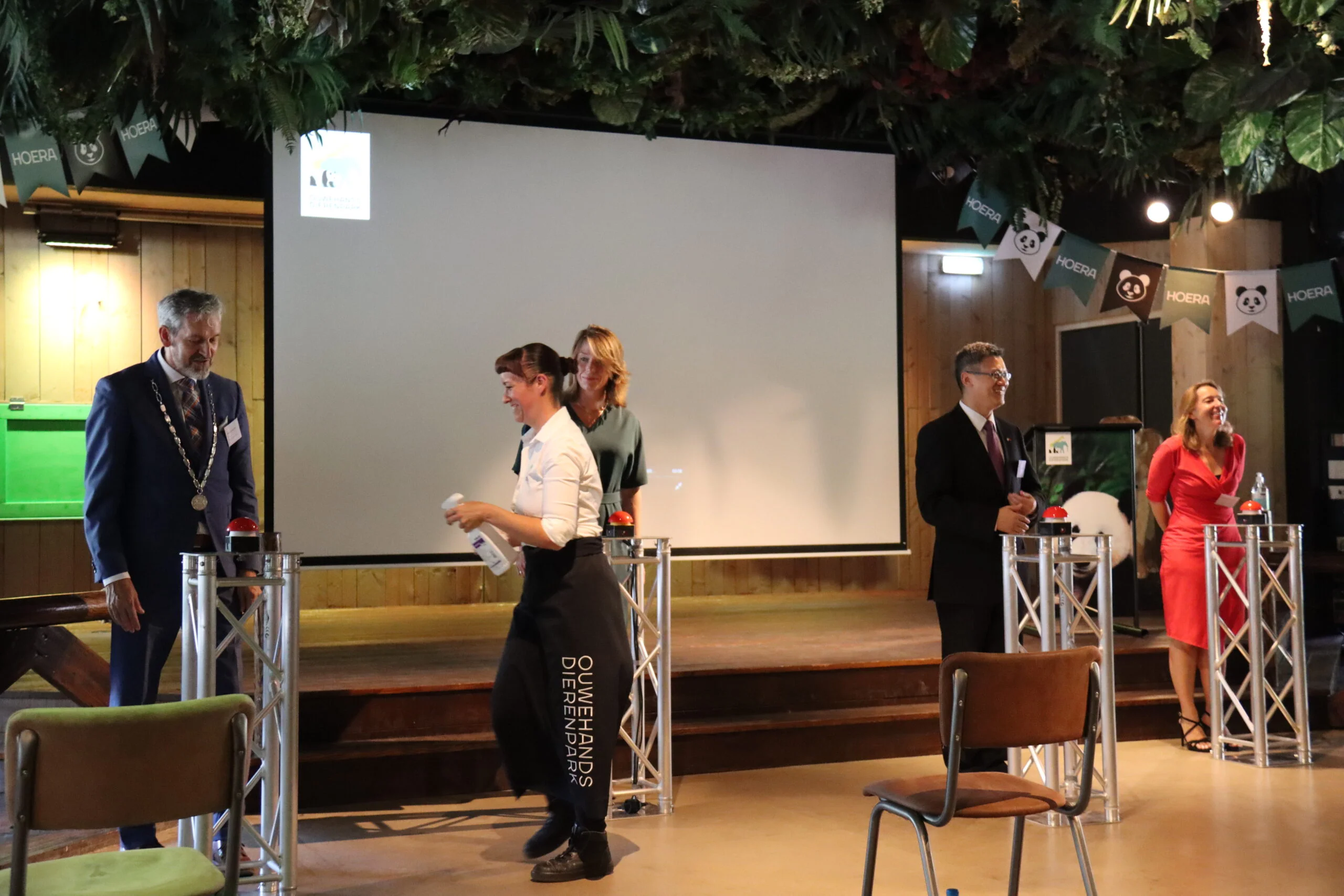 Ouwehands Dierenpark Rhenen - Naming Ceremony Fan Xing